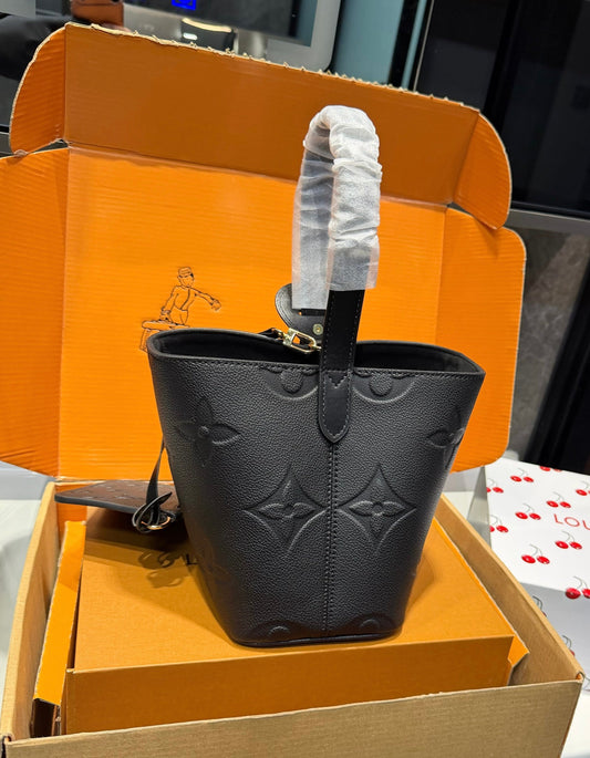AAOO 2001135 Luxuriöse Tasche 17*18cm