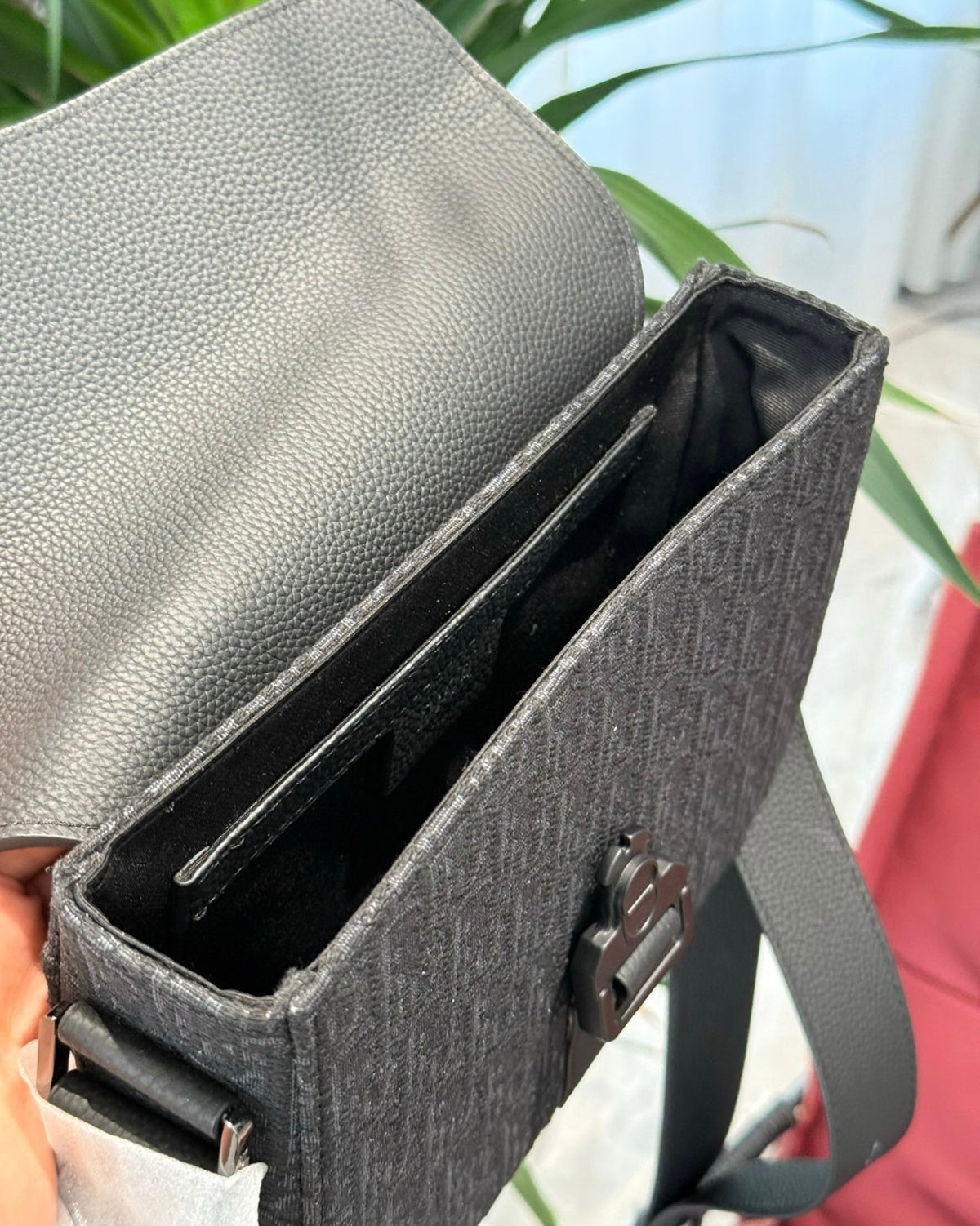 AAOO 200105 Luxury Bag
