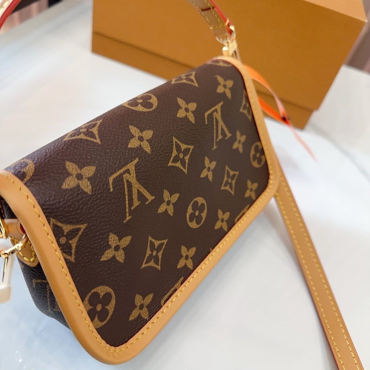 AAOO 181903 Luxustaschen (19*12)cm