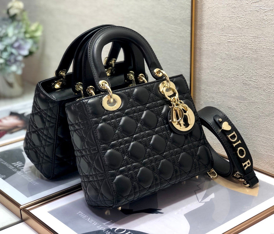 AAOO 100121 Luxury Bag