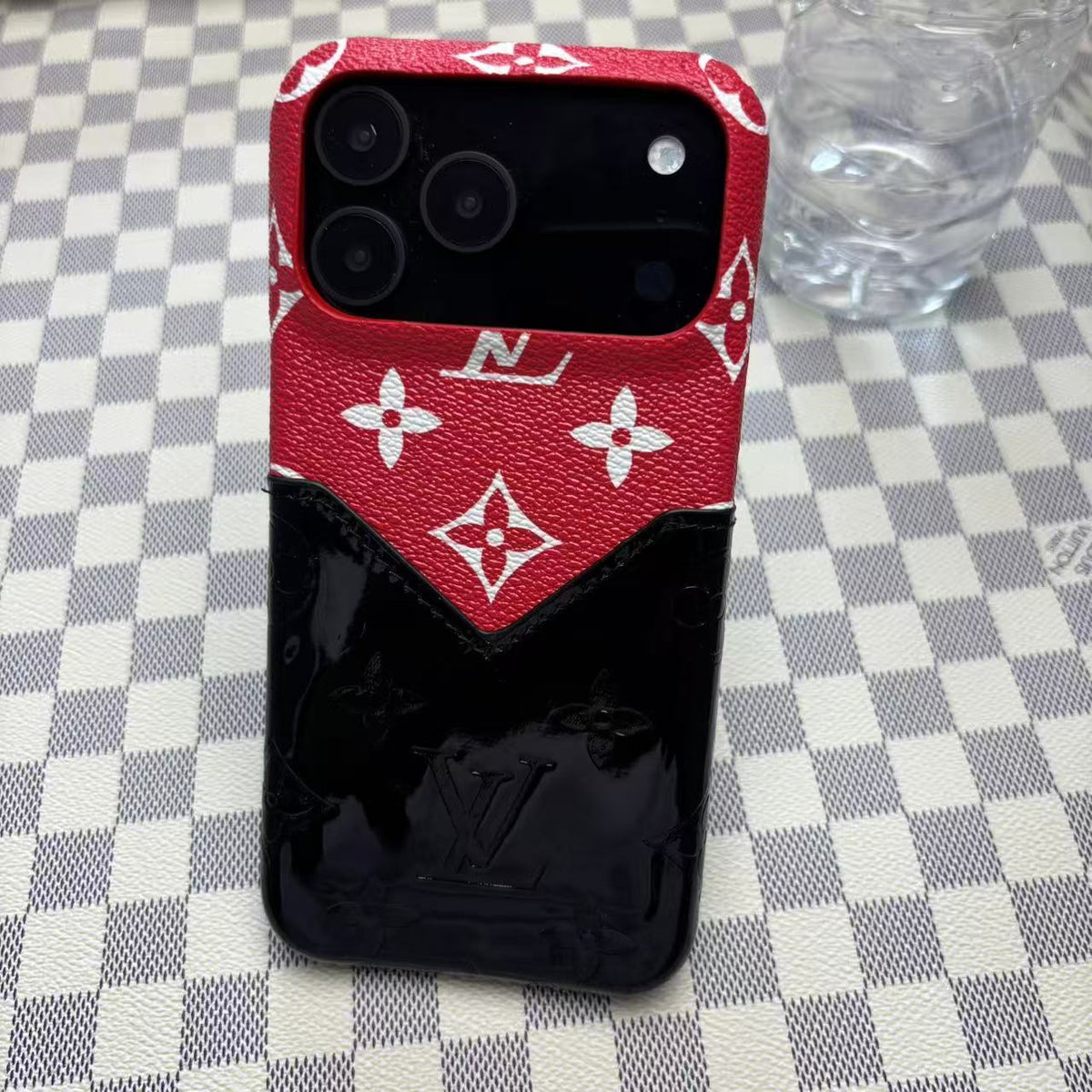 AAOO Neues Design Leder-Handyhülle mit Kartenfach für iPhone 17 16 15 14
