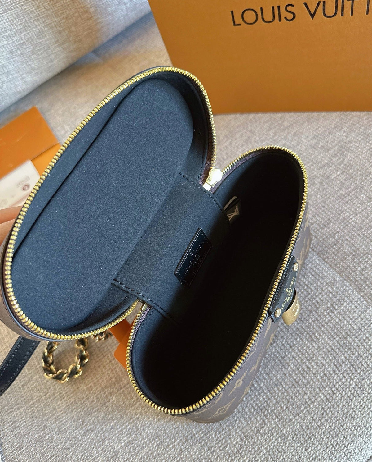 AAOO 2001121 Luxury Bag 19cm