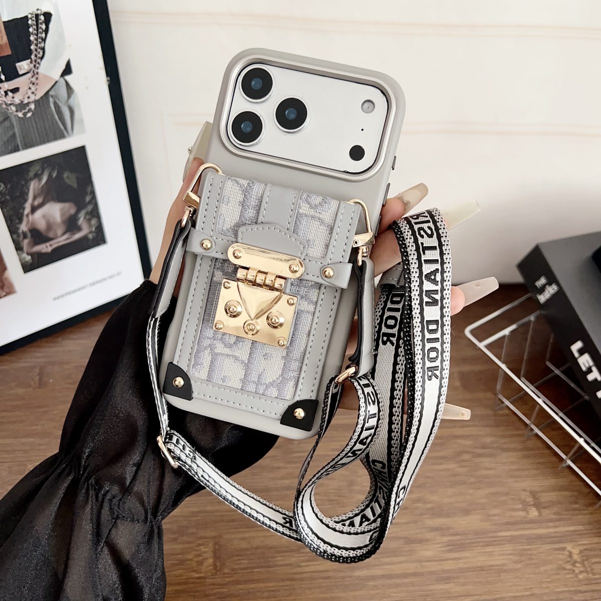 AAOO Fashion Crossbody Phone Case iPhone 13-17 Series
