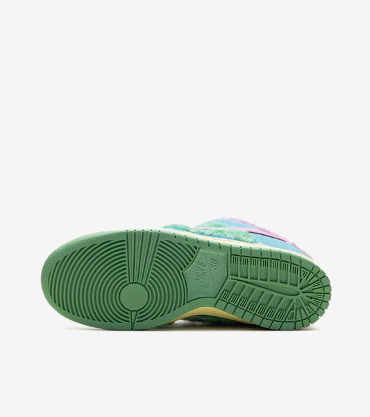 AAOO SB Dunk Low