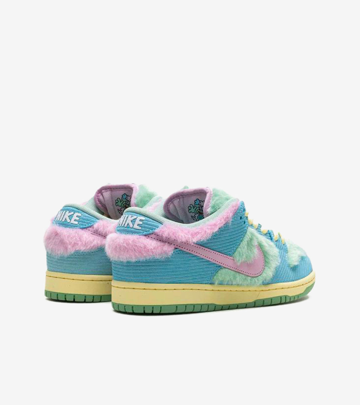 AAOO SB Dunk Low