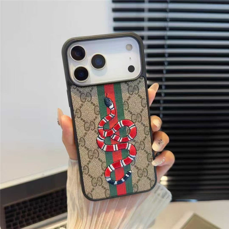 AAOO Bee or Snake Design Luxe iPhone Case For iPhone 17 16 15 14