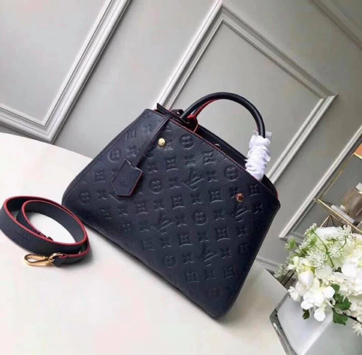 AAOO 100093 Luxury Bag