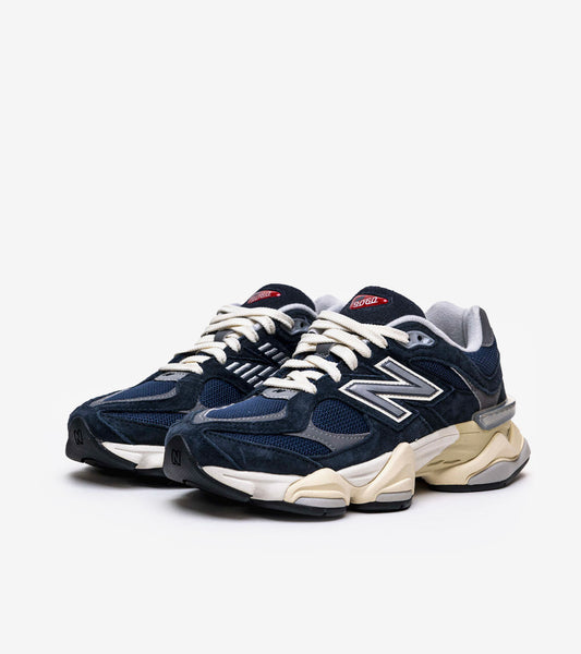 AAOO 9060 Navy White