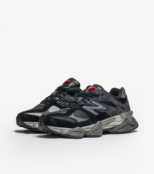 AAOO 9060 Black Castlerock Grey