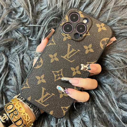 AAOO TRADITIONELLE LIEBE IPHONE HÜLLE MIT KAMERASCHUTZ
