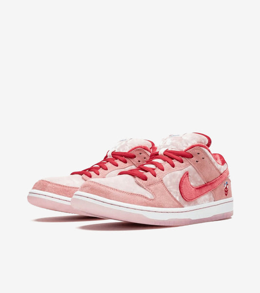 AAOO SB Dunk Low