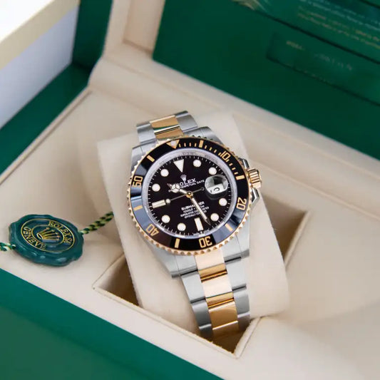 AAOO Submariner Schwarz Gelb Gold Uhr