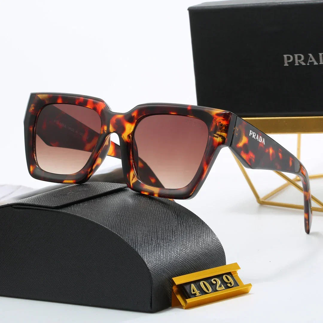 AAOO Fashionable square frame universal sunglasses 4029