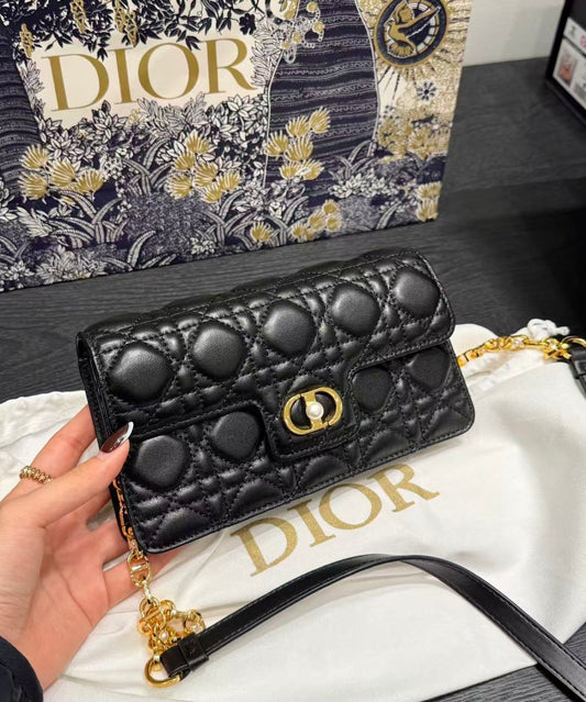 AAOO 202102 WOC 21*12cm – Chain Wallet