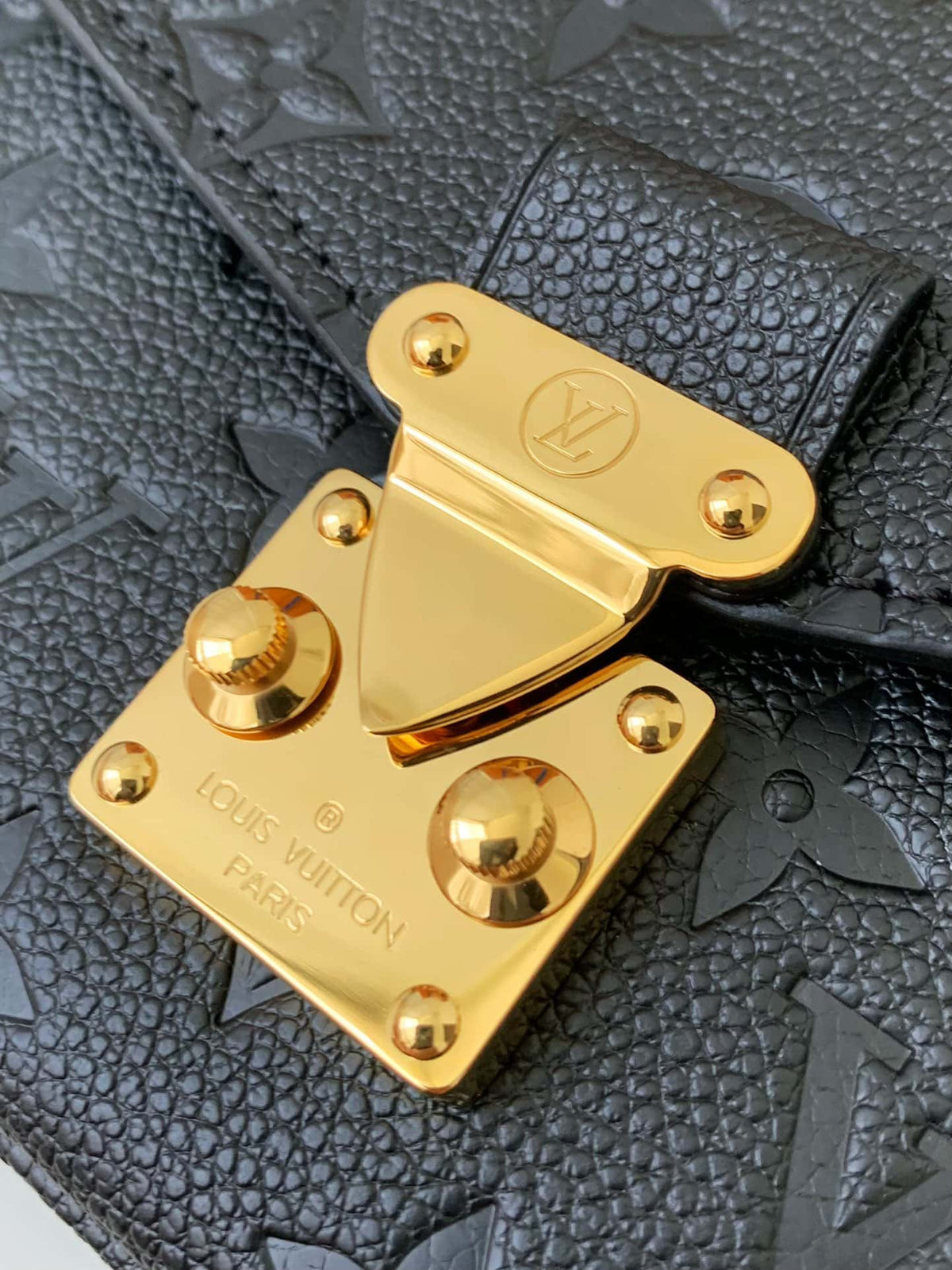 AAOO 100068 Luxury Bag
