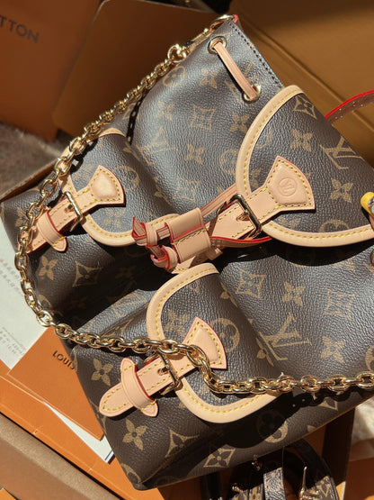 AAOO 181906 Luxustaschen (21*23*10)cm