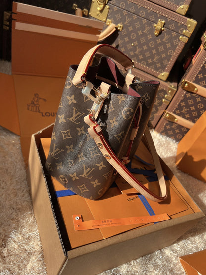 AAOO 181916 Luxury Bags(20*21*13)cm