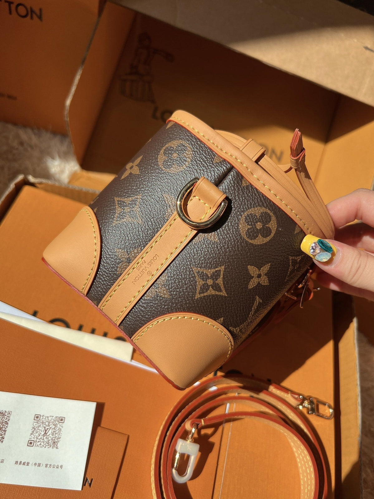 AAOO 181926 Luxury Bags(11.5*12*11.5)cm
