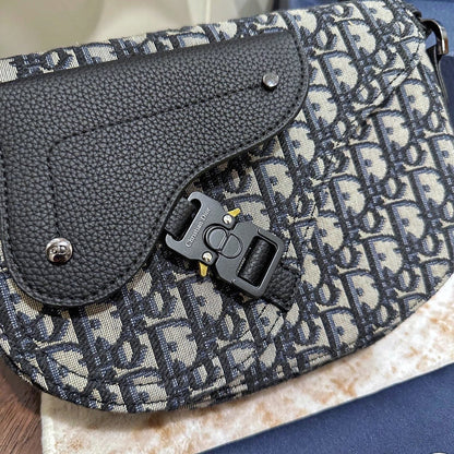AAOO 181928 Luxury Bags(23*17)cm