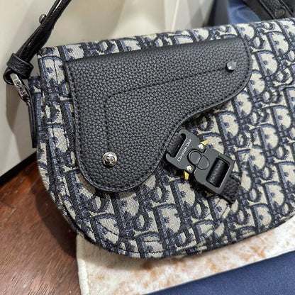 AAOO 181928 Luxury Bags(23*17)cm