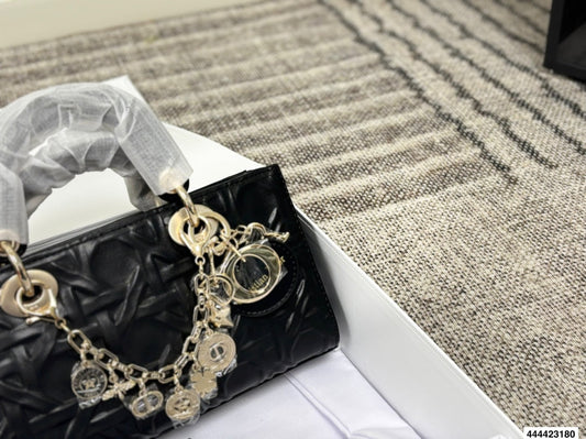 AAOO 181930 Luxury Bags(26*14)cm