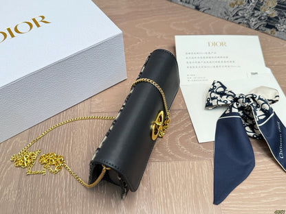 AAOO 181938 Luxury Bags 19*11cm