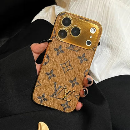 AAOO Elite iPhone-Hülle mit Ledertextur und goldenen Akzenten