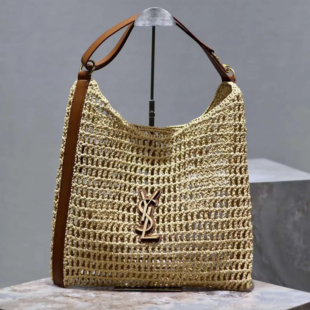 AAOO 100180 Tote Bag
