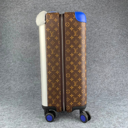 AAOO S003 Horizon 55 Suitcase