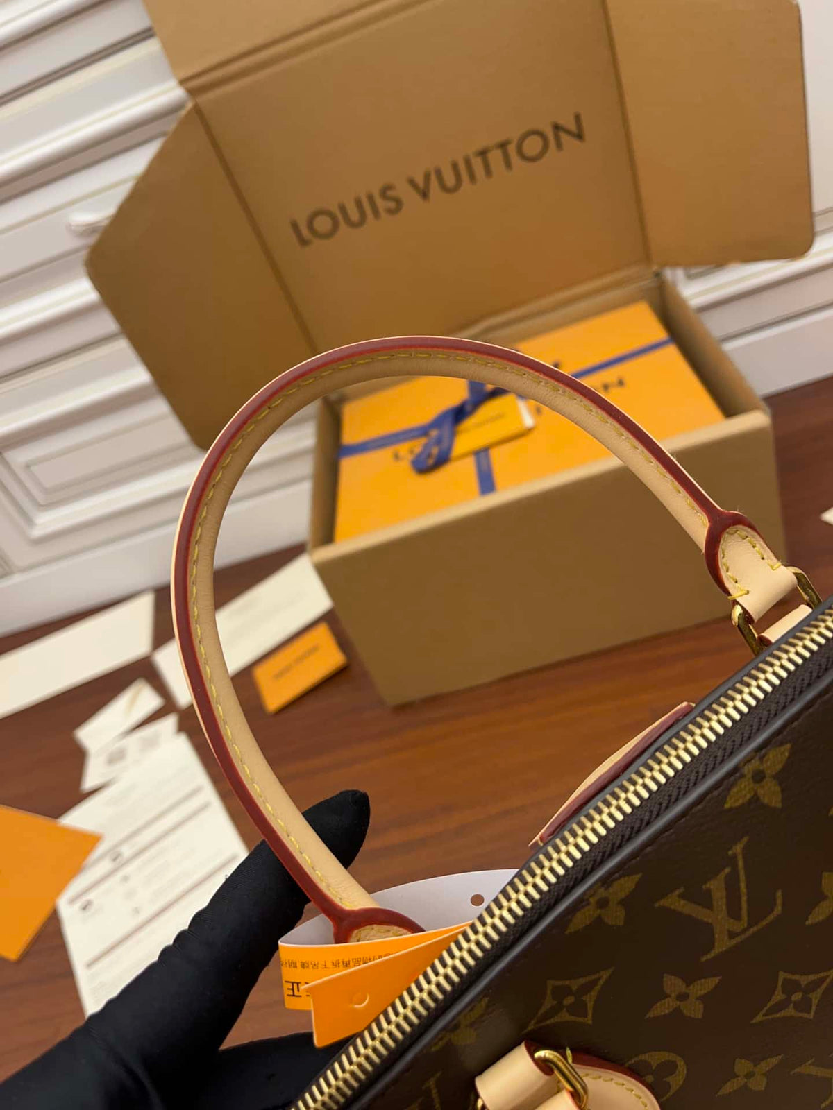 AAOO 100072 Luxury Bag