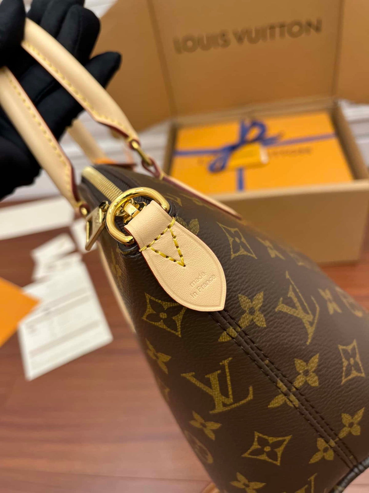AAOO 100072 Luxury Bag