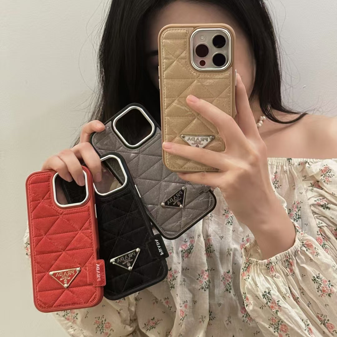 AAOO Elegant Apple iPhone Case