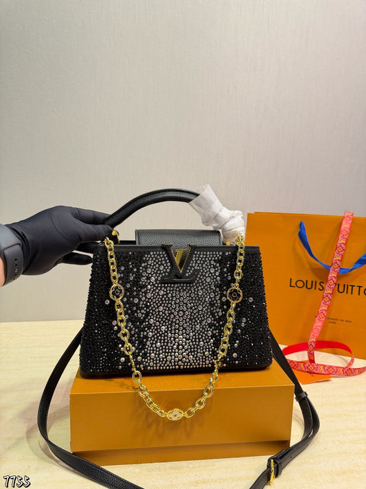 AAOO 2001124 Luxustasche