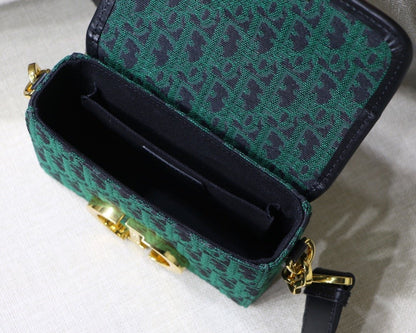 AAOO 100128 Luxustasche 17.5cm 002