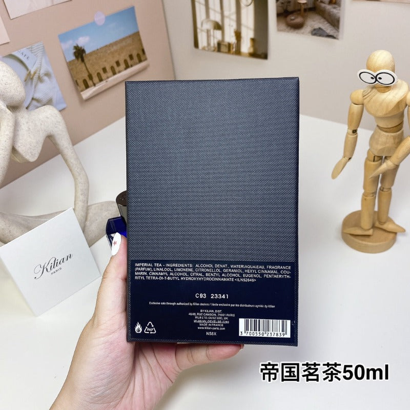 AAOO P057 Eau de Parfum