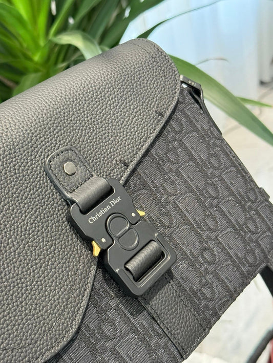 AAOO 200105 Luxury Bag
