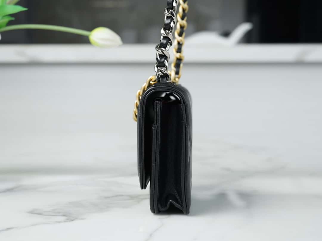AAOO 100169 Chain Wallet
