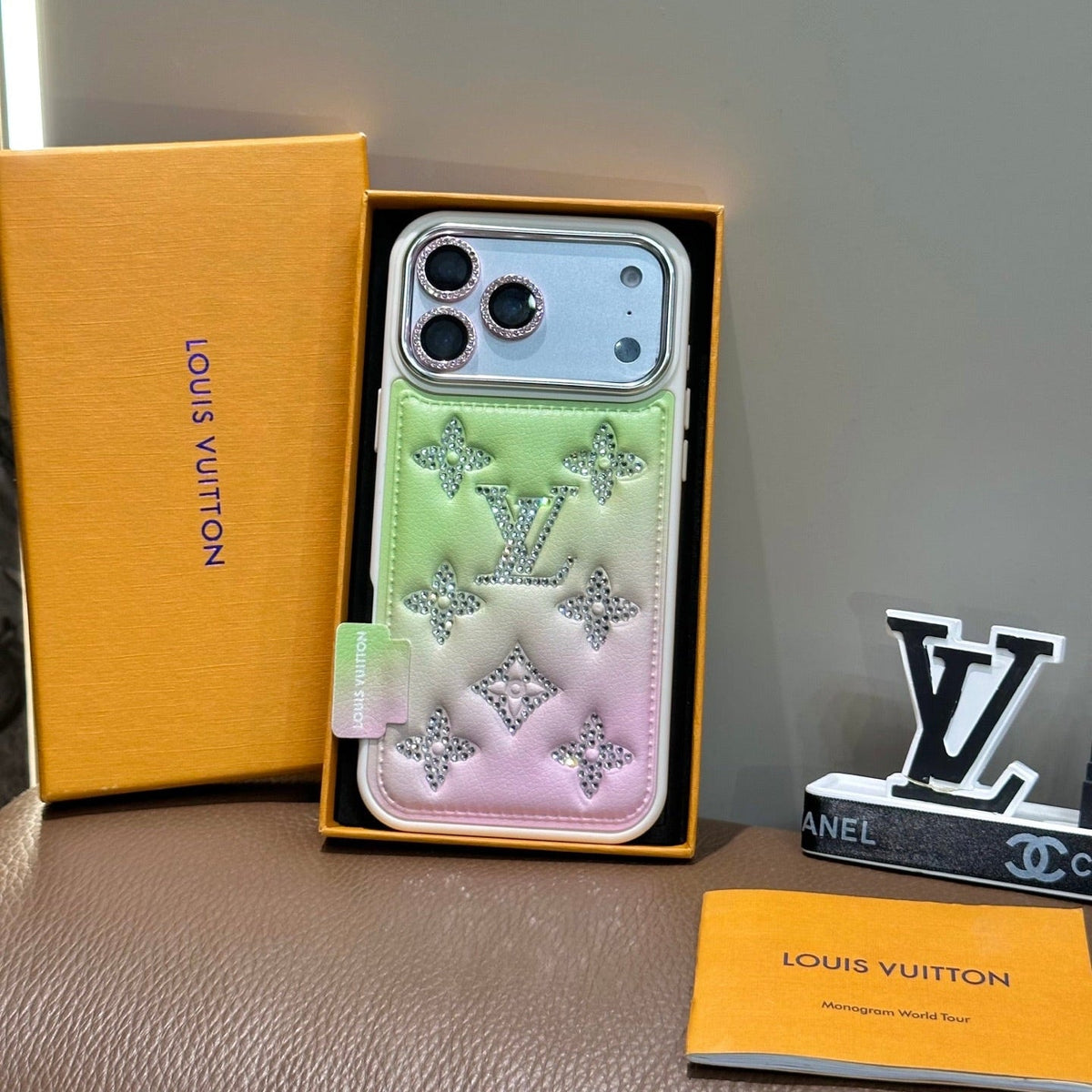 AAOO Gradient Crystal Leder Handyhülle für iPhone 13-17
