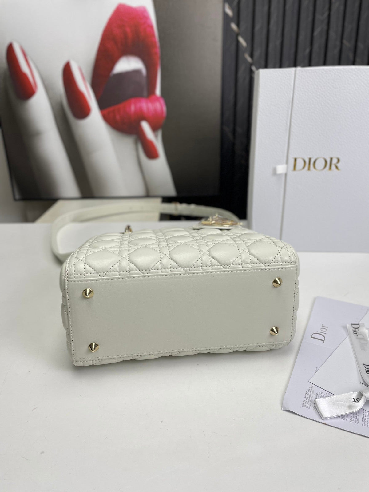 AAOO 100114 Luxury Bag 24cm