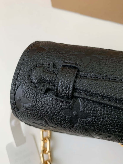 AAOO 100068 Luxury Bag