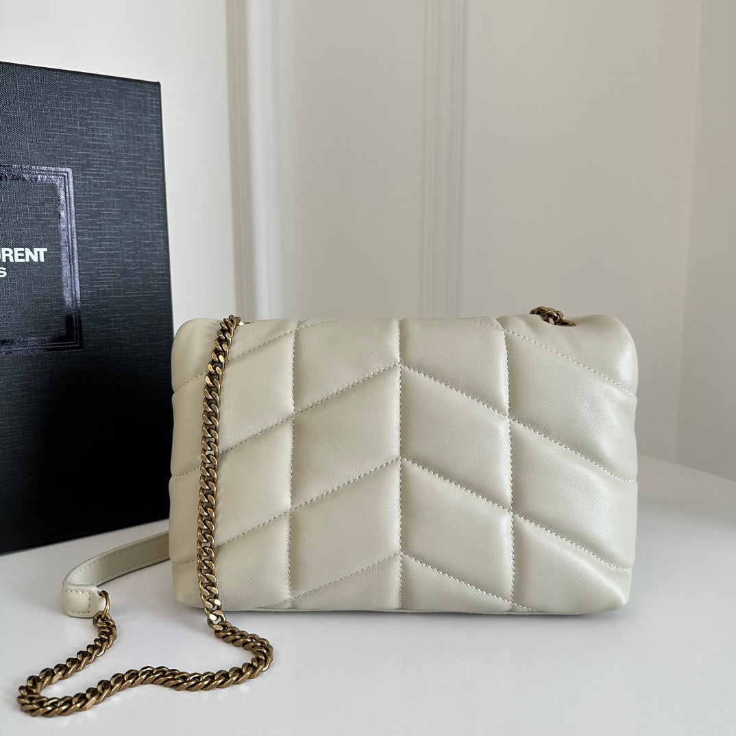 AAOO 100215 Luxury Bag White Size 23x15.5x8.5