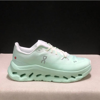 AAOO Cloudtilt White Mint