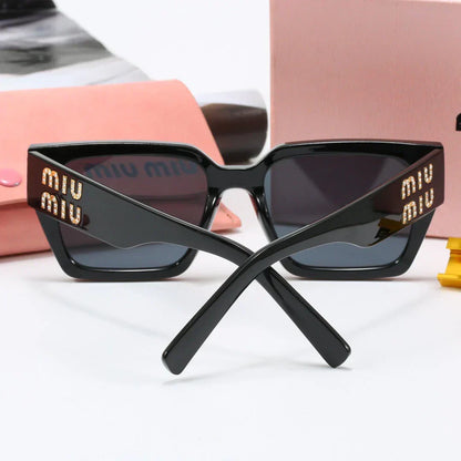 AAOO Luxury square frame universal sunglasses 4018
