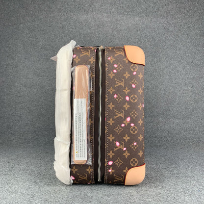 AAOO S002 Horizon 55 Suitcase