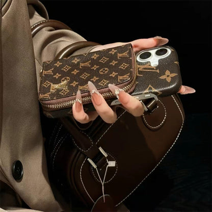 AAOO Leder iPhone Hülle mit Kartenhalter-Armband