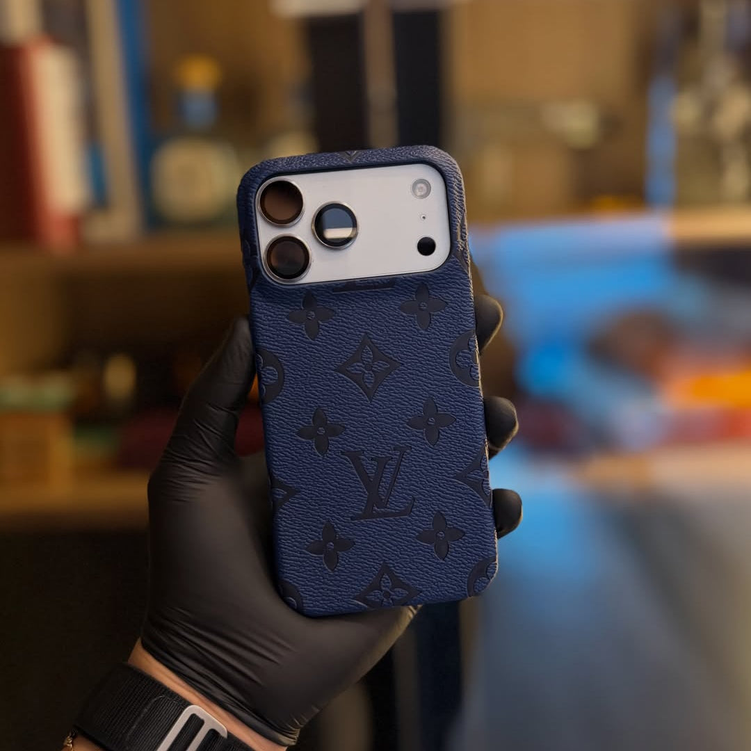AAOO Luxus Schutzhülle mit Prägung für iPhone 12-17