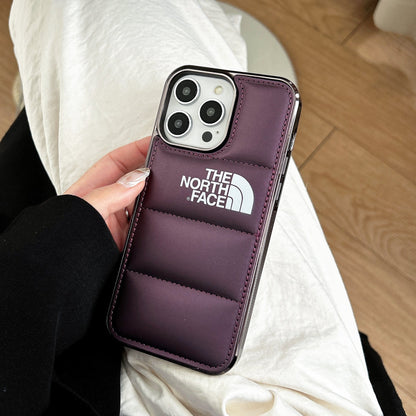AAOO Luxuriöse Handyhülle aus weichen Materialien für iPhone 16 15 14