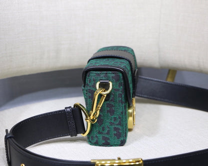 AAOO 100128 Luxustasche 17.5cm 002