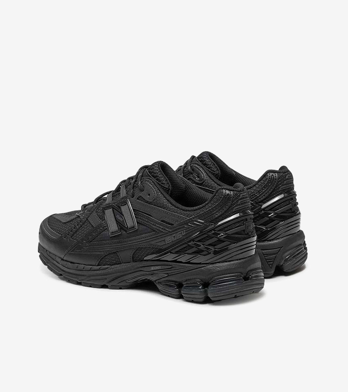 AAOO 1906U Triple Black