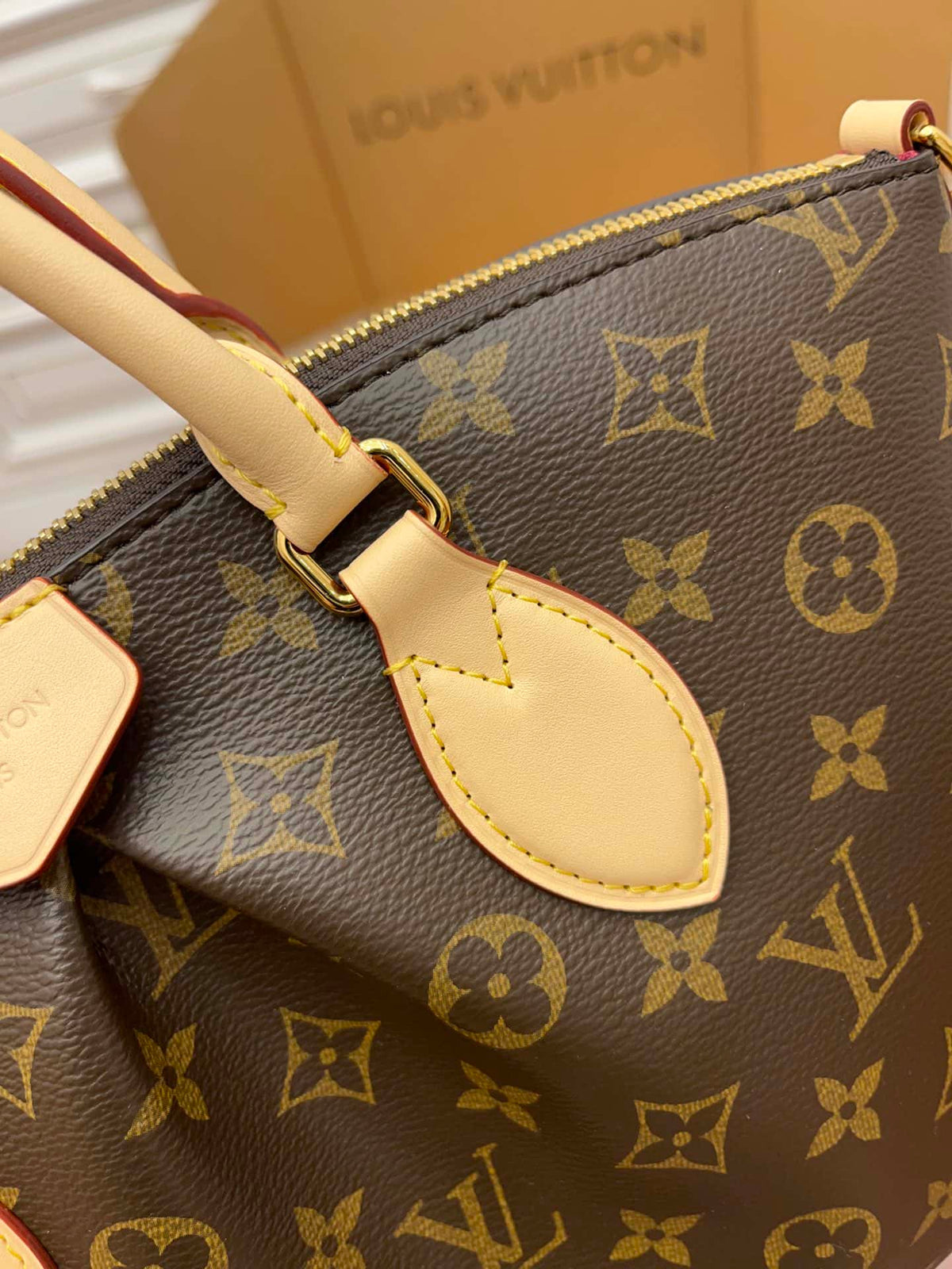 AAOO 100072 Luxury Bag